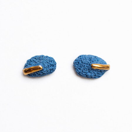 Porcelianiniai auskarai "Blue Eris with golden line"